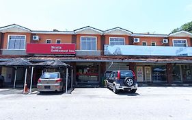 Straits Settlement Inn